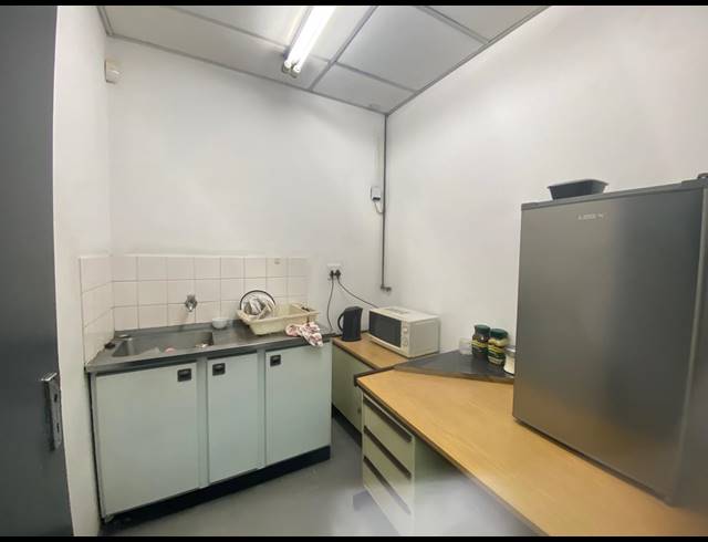 386M² WAREHOUSE TO LET IN RANDBURG CENTRAL